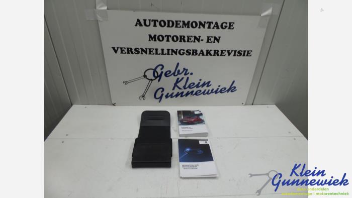 Używane Instrukcja BMW X4 Cena € 25,00 Procedura marży oferowane przez Klein Gunnewiek Autodemontage & Motorentechniek
