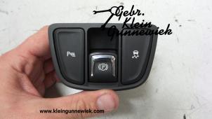 Usados Interruptor de freno de mano Opel Zafira Precio de solicitud ofrecido por Gebr.Klein Gunnewiek Ho.BV