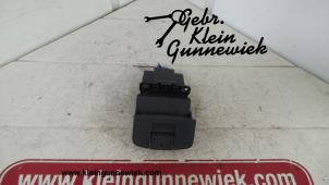 Gebrauchte Handbremse Schalter Renault Grand Espace Preis auf Anfrage angeboten von Gebr.Klein Gunnewiek Ho.BV