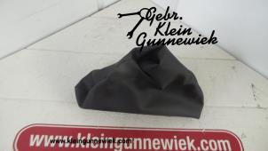 Usagé Enveloppe levier frein à main Opel Adam Prix sur demande proposé par Gebr.Klein Gunnewiek Ho.BV