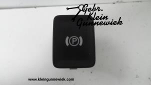 Used Parking brake switch Volkswagen Passat Price on request offered by Gebr.Klein Gunnewiek Ho.BV