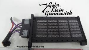 Usados Radiador de calefactor Dacia Duster Precio de solicitud ofrecido por Gebr.Klein Gunnewiek Ho.BV