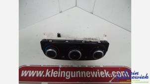 Używane Panel sterowania nagrzewnicy Renault Clio Cena € 35,00 Procedura marży oferowane przez Klein Gunnewiek Autodemontage & Motorentechniek