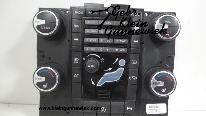 Heater control panel from a Volvo V70 2015