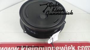 Used Speaker Volkswagen Touran Price € 15,00 Margin scheme offered by Gebr.Klein Gunnewiek Ho.BV