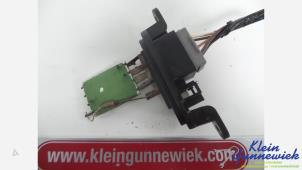 Używane Opornik nagrzewnicy Dacia Dokker Cena na żądanie oferowane przez Klein Gunnewiek Autodemontage & Motorentechniek