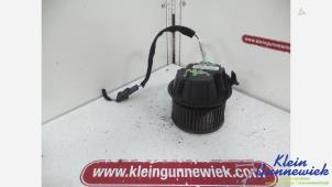 Usagé Moteur de ventilation chauffage Dacia Duster Prix € 40,00 Règlement à la marge proposé par Klein Gunnewiek Autodemontage & Motorentechniek