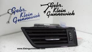 Gebrauchte Luftgitter Armaturenbrett Skoda Superb Preis auf Anfrage angeboten von Gebr.Klein Gunnewiek Ho.BV