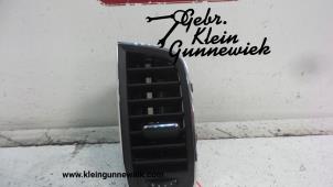 Gebrauchte Luftgitter Armaturenbrett Skoda Karoq Preis auf Anfrage angeboten von Gebr.Klein Gunnewiek Ho.BV