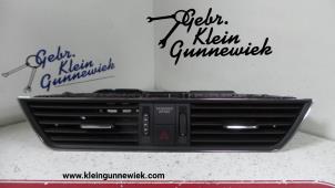 Usagé Grille aération tableau de bord Skoda Superb Prix sur demande proposé par Gebr.Klein Gunnewiek Ho.BV