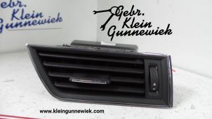 Usados Rejilla de aire de salpicadero Skoda Superb Precio de solicitud ofrecido por Gebr.Klein Gunnewiek Ho.BV