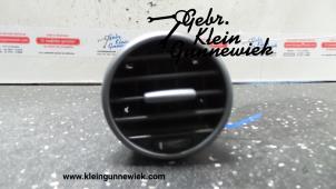 Gebrauchte Luftgitter Armaturenbrett Seat Altea Preis auf Anfrage angeboten von Gebr.Klein Gunnewiek Ho.BV