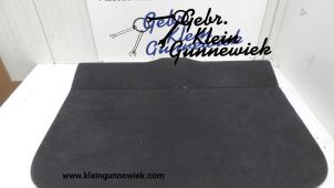 Usados Alfombrilla de maletero Volvo C30 Precio de solicitud ofrecido por Gebr.Klein Gunnewiek Ho.BV