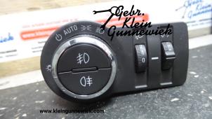 Gebrauchte Licht Schalter Opel Mokka Preis auf Anfrage angeboten von Gebr.Klein Gunnewiek Ho.BV