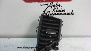 Gebrauchte Luftgitter Armaturenbrett Volkswagen T-Roc Preis auf Anfrage angeboten von Gebr.Klein Gunnewiek Ho.BV