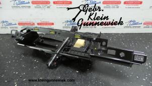 Usagé Ecran mécanisme d'inclinaison Audi A7 Prix € 95,00 Règlement à la marge proposé par Gebr.Klein Gunnewiek Ho.BV