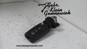 Usados Cerradura de contacto y llave Volkswagen Touran Precio de solicitud ofrecido por Gebr.Klein Gunnewiek Ho.BV