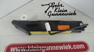 Używane Dzwignik Audi A8 Cena na żądanie oferowane przez Gebr.Klein Gunnewiek Ho.BV