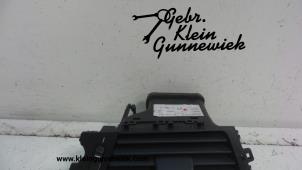 Usagé Grille aération tableau de bord BMW 3-Série Prix sur demande proposé par Gebr.Klein Gunnewiek Ho.BV