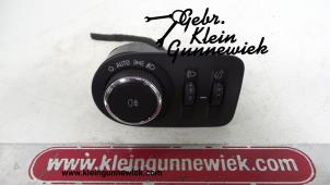 Usagé Commodo phare Opel Adam Prix sur demande proposé par Gebr.Klein Gunnewiek Ho.BV