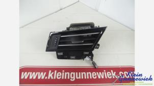 Begagnade Luftmunstycke, instrumentbräda Volkswagen Passat Pris € 15,00 Marginaltabell erbjuds av Klein Gunnewiek Autodemontage & Motorentechniek