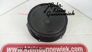 Used Speaker Volkswagen Tiguan Price on request offered by Gebr.Klein Gunnewiek Ho.BV