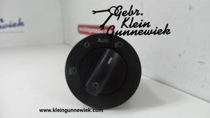 Gebrauchte Licht Schalter Volkswagen Touareg Preis auf Anfrage angeboten von Gebr.Klein Gunnewiek Ho.BV