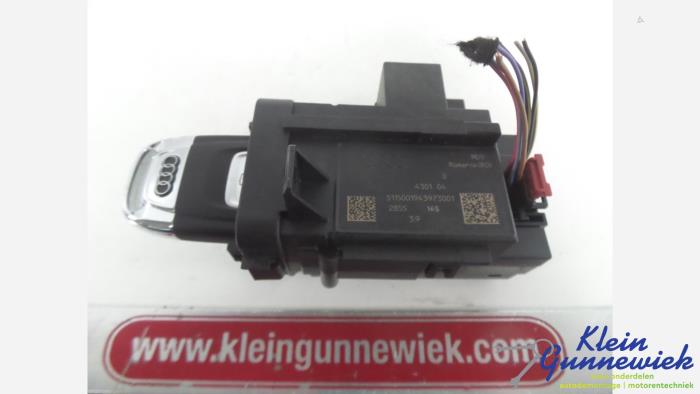 Używane Stacyjka + Kluczyk Audi A5 Cena € 35,00 Procedura marży oferowane przez Klein Gunnewiek Autodemontage & Motorentechniek