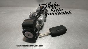 Used Ignition lock + key Ford Mondeo Price € 50,00 Margin scheme offered by Gebr.Klein Gunnewiek Ho.BV