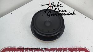Used Speaker Volkswagen T-Roc Price on request offered by Gebr.Klein Gunnewiek Ho.BV