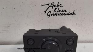 Usados Interruptor de luz Opel Vectra Precio de solicitud ofrecido por Gebr.Klein Gunnewiek Ho.BV