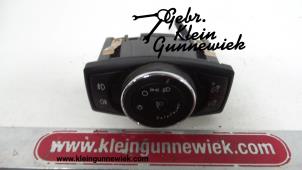 Gebrauchte Licht Schalter Ford B-Max Preis auf Anfrage angeboten von Gebr.Klein Gunnewiek Ho.BV