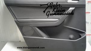 Used Rear door trim 4-door, left Volkswagen Touran Price on request offered by Gebr.Klein Gunnewiek Ho.BV