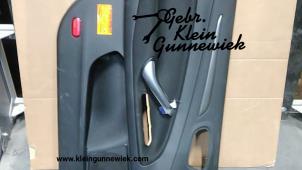 Gebrauchte Türverkleidung 4-türig links vorne Ford Mondeo Preis auf Anfrage angeboten von Gebr.Klein Gunnewiek Ho.BV