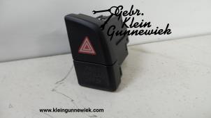 Usados Interruptor de luz de pánico Audi Q5 Precio de solicitud ofrecido por Gebr.Klein Gunnewiek Ho.BV