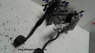 Used Set of pedals Ford Transit Price on request offered by Gebr.Klein Gunnewiek Ho.BV