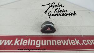 Usagé Bouton de warning Opel Adam Prix sur demande proposé par Gebr.Klein Gunnewiek Ho.BV