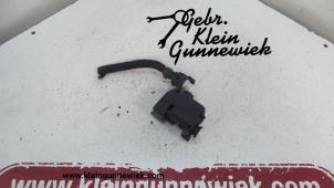 Używane Silnik centralnego zamka Opel Cascada Cena na żądanie oferowane przez Gebr.Klein Gunnewiek Ho.BV