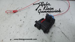 Used Central locking motor Audi Q5 Price on request offered by Gebr.Klein Gunnewiek Ho.BV