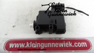 Used Central locking motor BMW 4-Serie Price on request offered by Gebr.Klein Gunnewiek Ho.BV