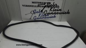 Gebrauchte Türgummi 4-türig rechts hinten BMW X4 Preis auf Anfrage angeboten von Gebr.Klein Gunnewiek Ho.BV