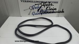Usados Goma de puerta de 2 puertas izquierda Volkswagen Golf Precio de solicitud ofrecido por Gebr.Klein Gunnewiek Ho.BV