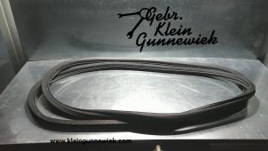 Used Rear door seal 4-door, right Volkswagen Touran Price on request offered by Gebr.Klein Gunnewiek Ho.BV