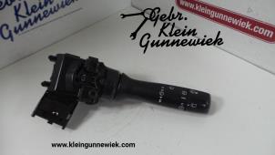 Gebrauchte Scheibenwischer Schalter Peugeot 108 Preis auf Anfrage angeboten von Gebr.Klein Gunnewiek Ho.BV