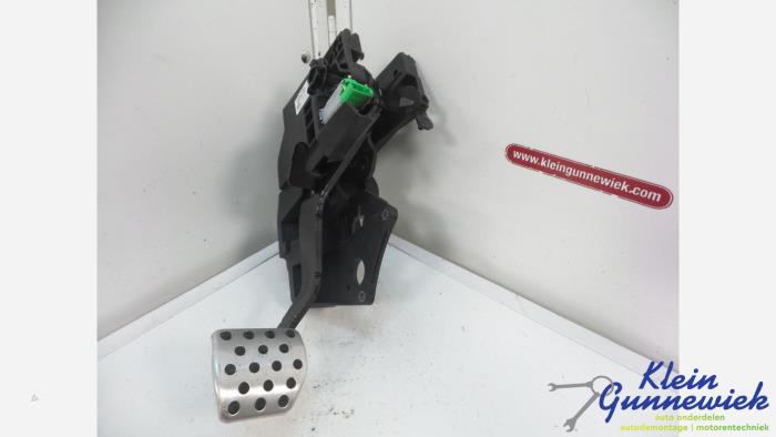 Używane Pedal hamulca Renault Twingo Cena € 20,00 Procedura marży oferowane przez Klein Gunnewiek Autodemontage & Motorentechniek