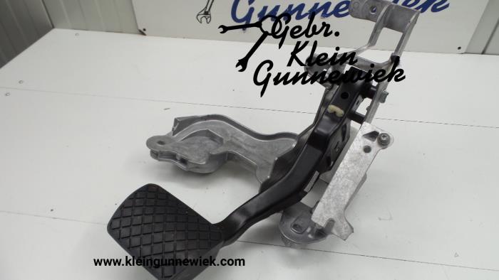 Brake pedal from a Audi A8 2013
