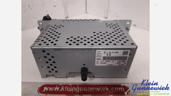 Używane Radio Ford Focus Cena € 113,00 Procedura marży oferowane przez Klein Gunnewiek Autodemontage & Motorentechniek