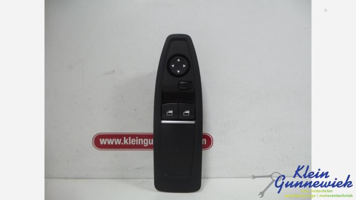 Usados Interruptor combinado de ventanillas BMW M1 Precio € 70,00 Norma de margen ofrecido por Klein Gunnewiek Autodemontage & Motorentechniek