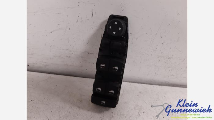Usados Interruptor combinado de ventanillas BMW 5-Serie Precio € 32,00 Norma de margen ofrecido por Klein Gunnewiek Autodemontage & Motorentechniek