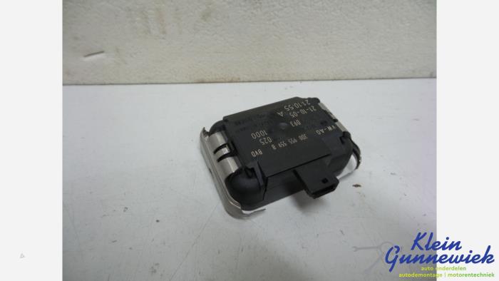 Begagnade Regnsensor Volkswagen Phaeton Pris € 20,00 Marginaltabell erbjuds av Klein Gunnewiek Autodemontage & Motorentechniek